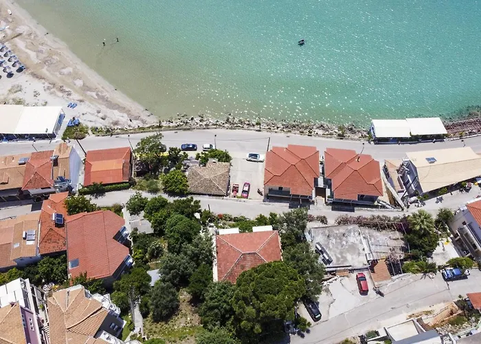 Captain Fotis 2 Pondi